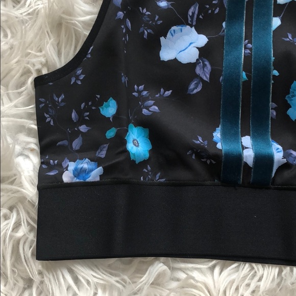 NEW • Ultracor • Botanica Floral Crop Top Black - Picture 5 of 6